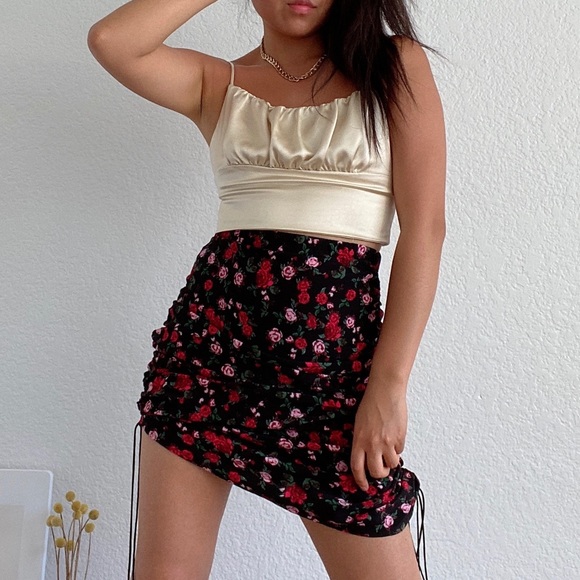 For love and lemons Delilah drawstring skirt - Picture 4 of 12